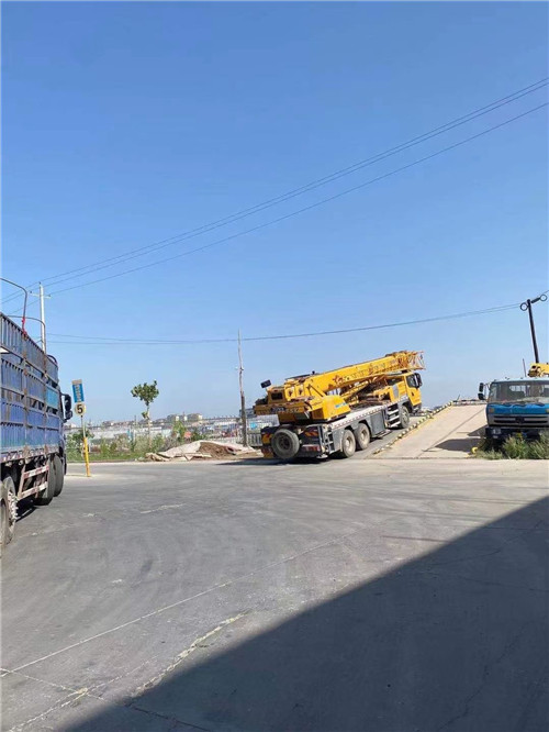 开原市25吨吊车的租赁价格大概是多少？