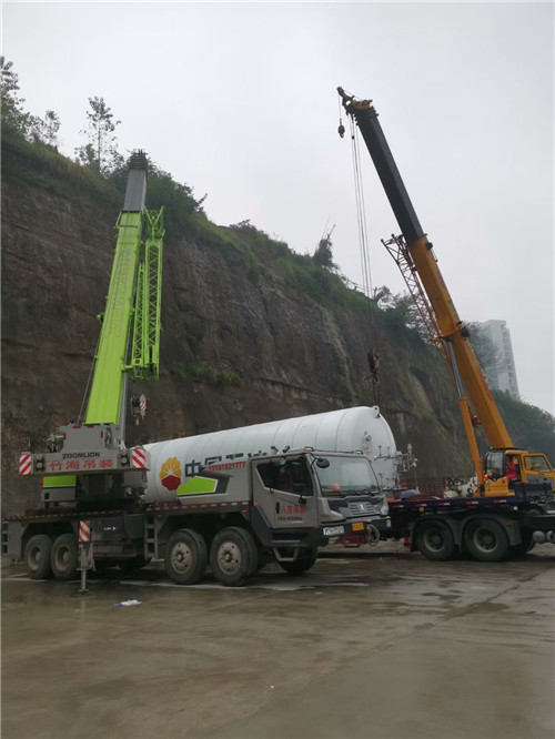 开原市“不怕风雨冻”—— 吊车的 “恶劣环境适应” 技术
