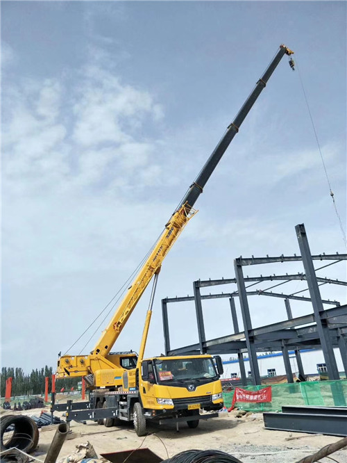 开原市超高层建筑钢结构吊装案例